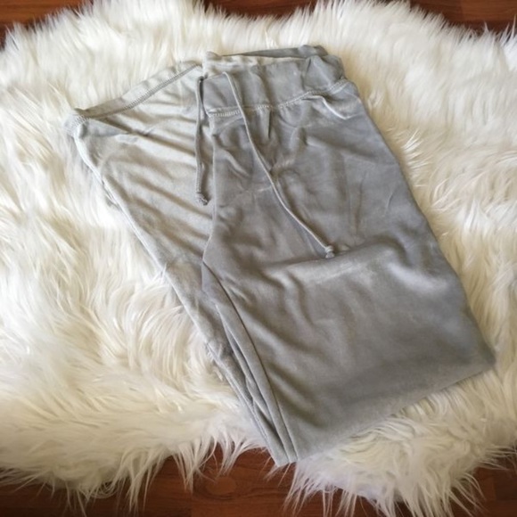 Velvet Tracksuits - Picture 6 of 7